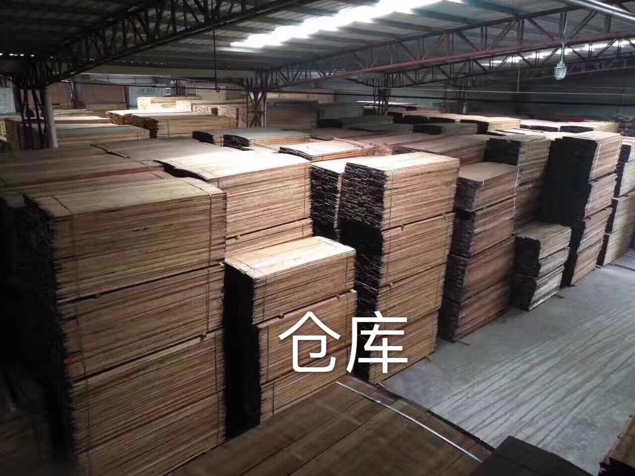 黃金胡桃木5.0-6.0到貨，顏色大美，極受歡迎。各位老板趕緊來下訂單咯。
